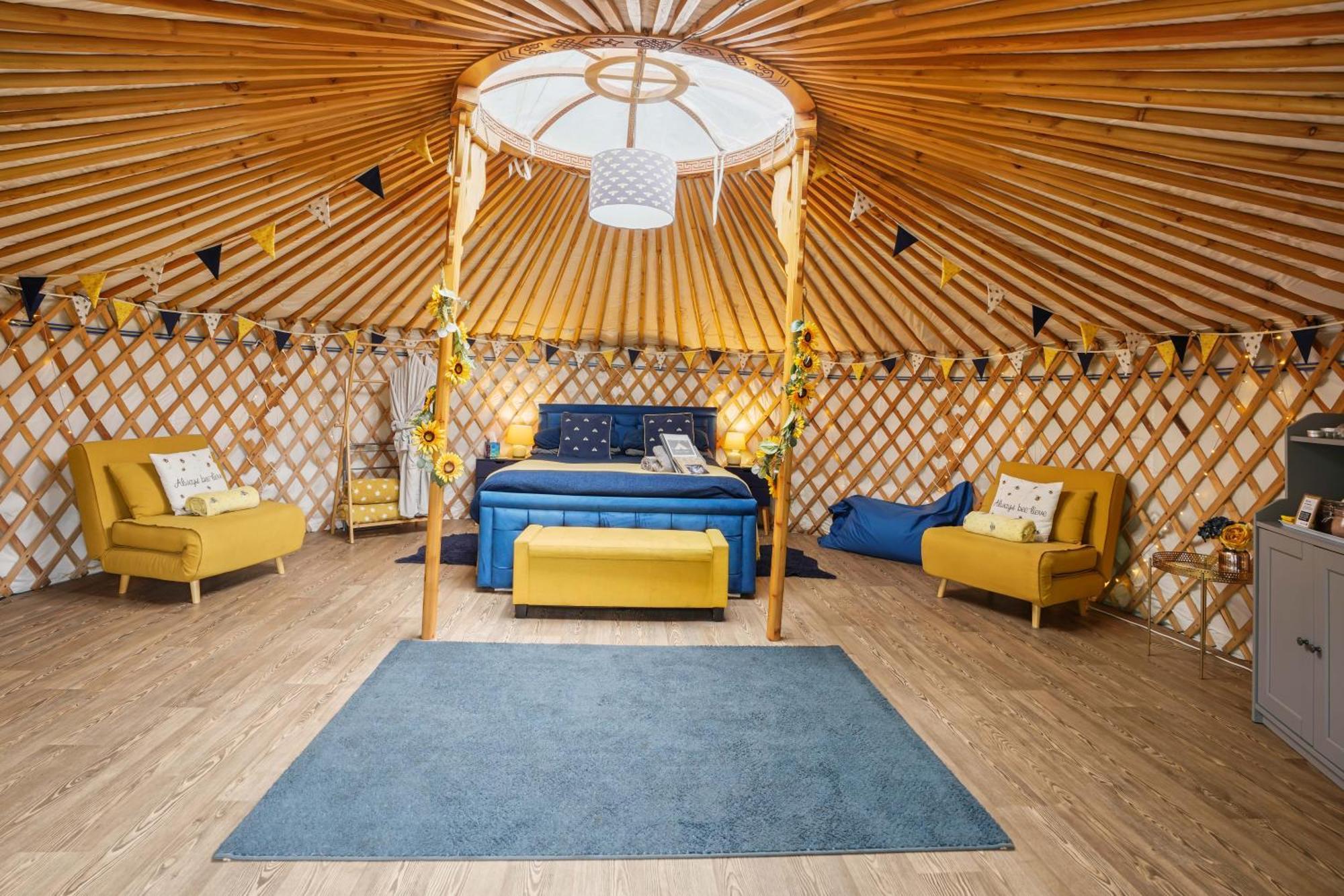 Glamp And Tipple Ltd Hotel Great Ellingham Ngoại thất bức ảnh