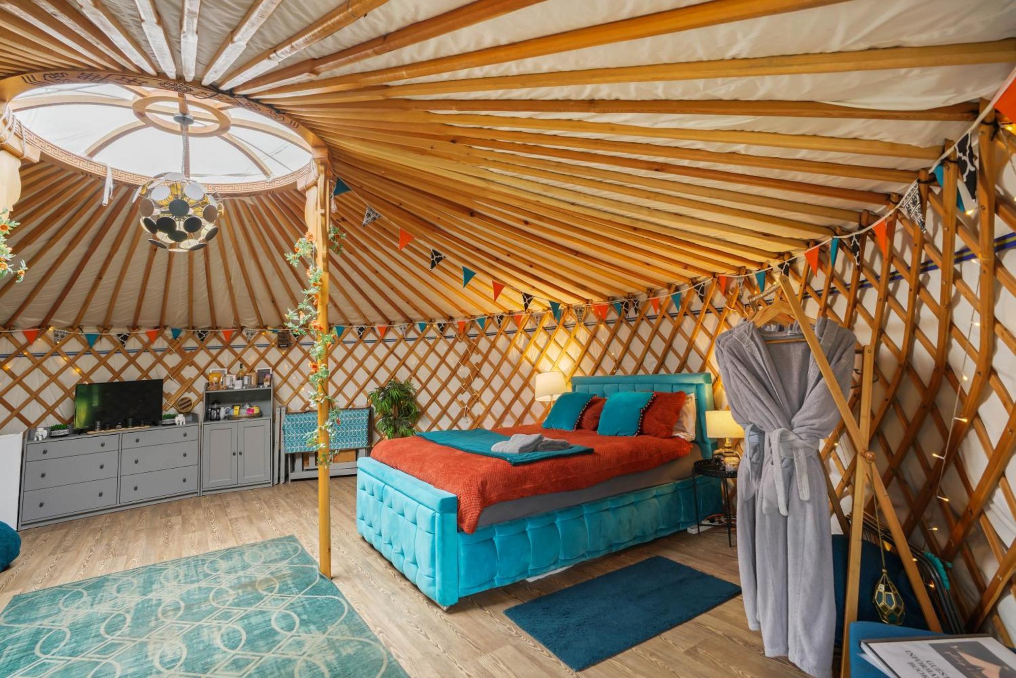 Glamp And Tipple Ltd Hotel Great Ellingham Ngoại thất bức ảnh
