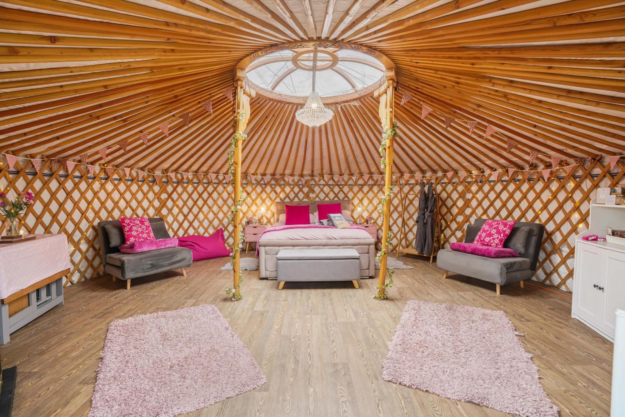 Glamp And Tipple Ltd Hotel Great Ellingham Ngoại thất bức ảnh