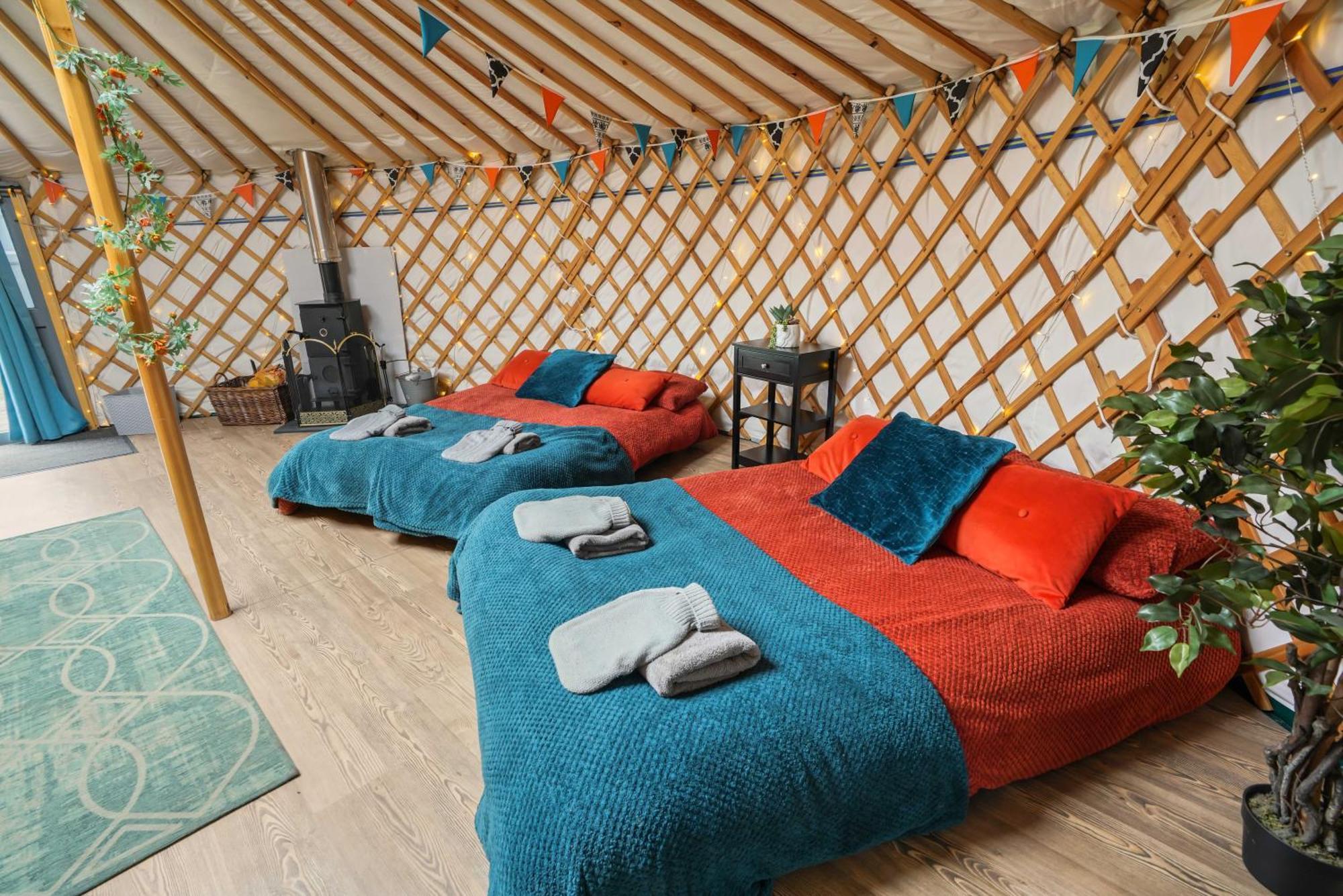Glamp And Tipple Ltd Hotel Great Ellingham Ngoại thất bức ảnh